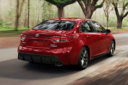 TOYOTA COROLLA thumbnail 1